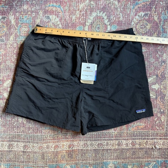Patagonia Men's Baggies 5” Black Swim Shorts with nets XL NWT - Picture 2 of 10